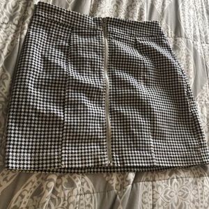 black and white miki skirt